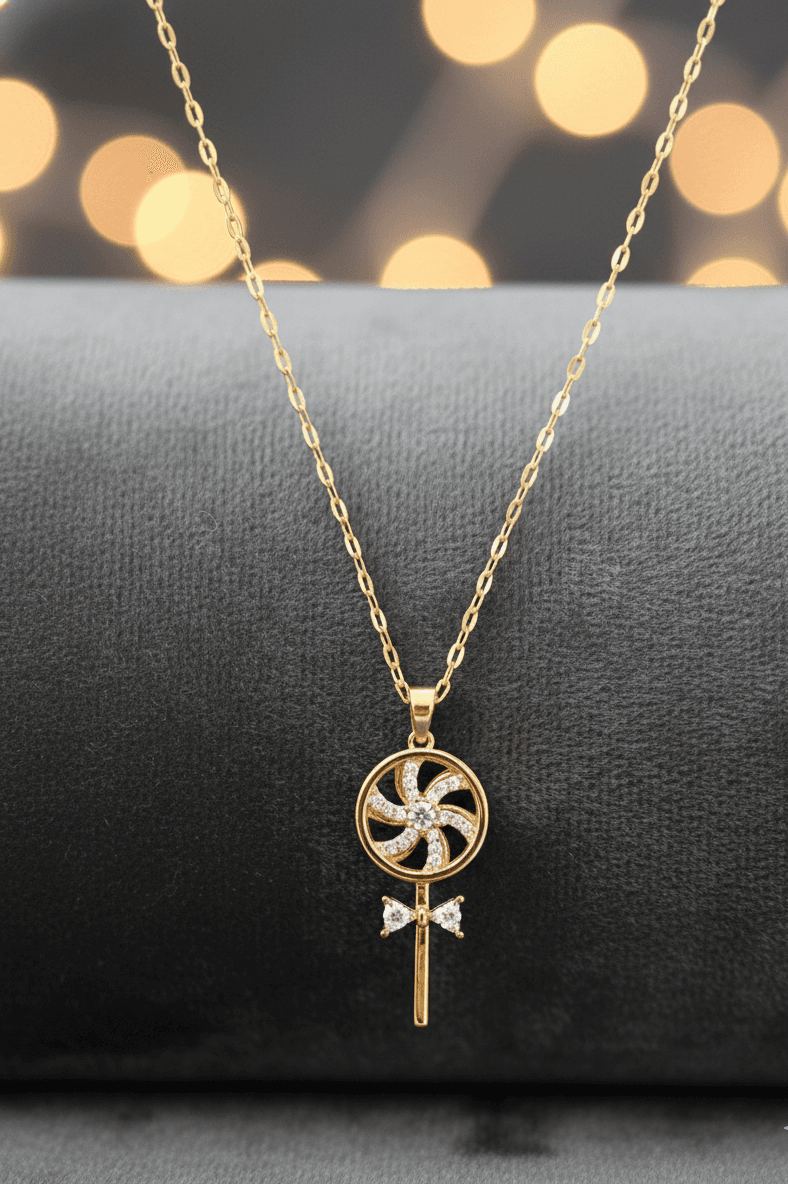 gold pendant.png